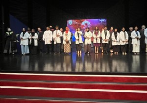 stiklal Marnn Kabulnn 102 nci Yl iin okulu kutlama